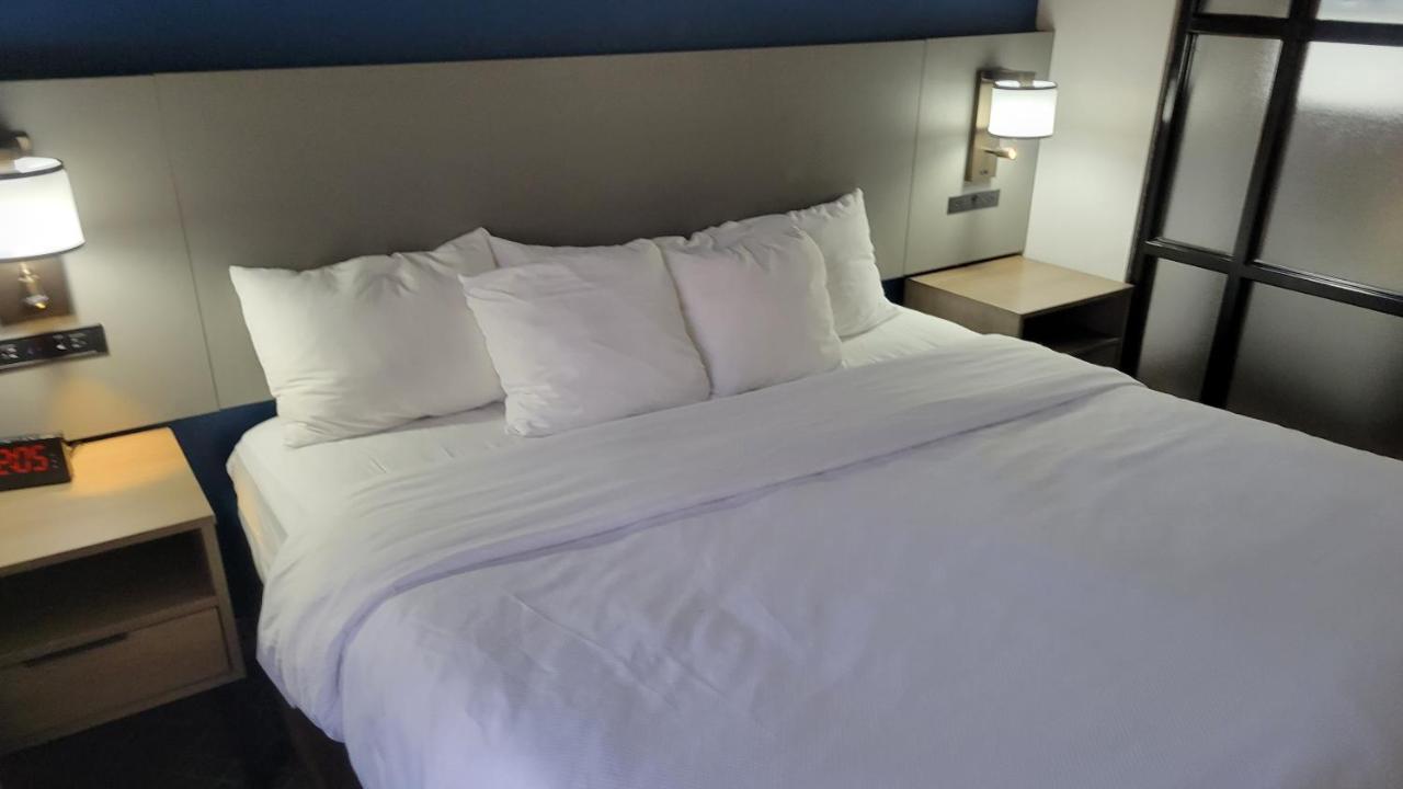 คอมฟอร์ต สวีท Hotel เมคอน ภายนอก รูปภาพ