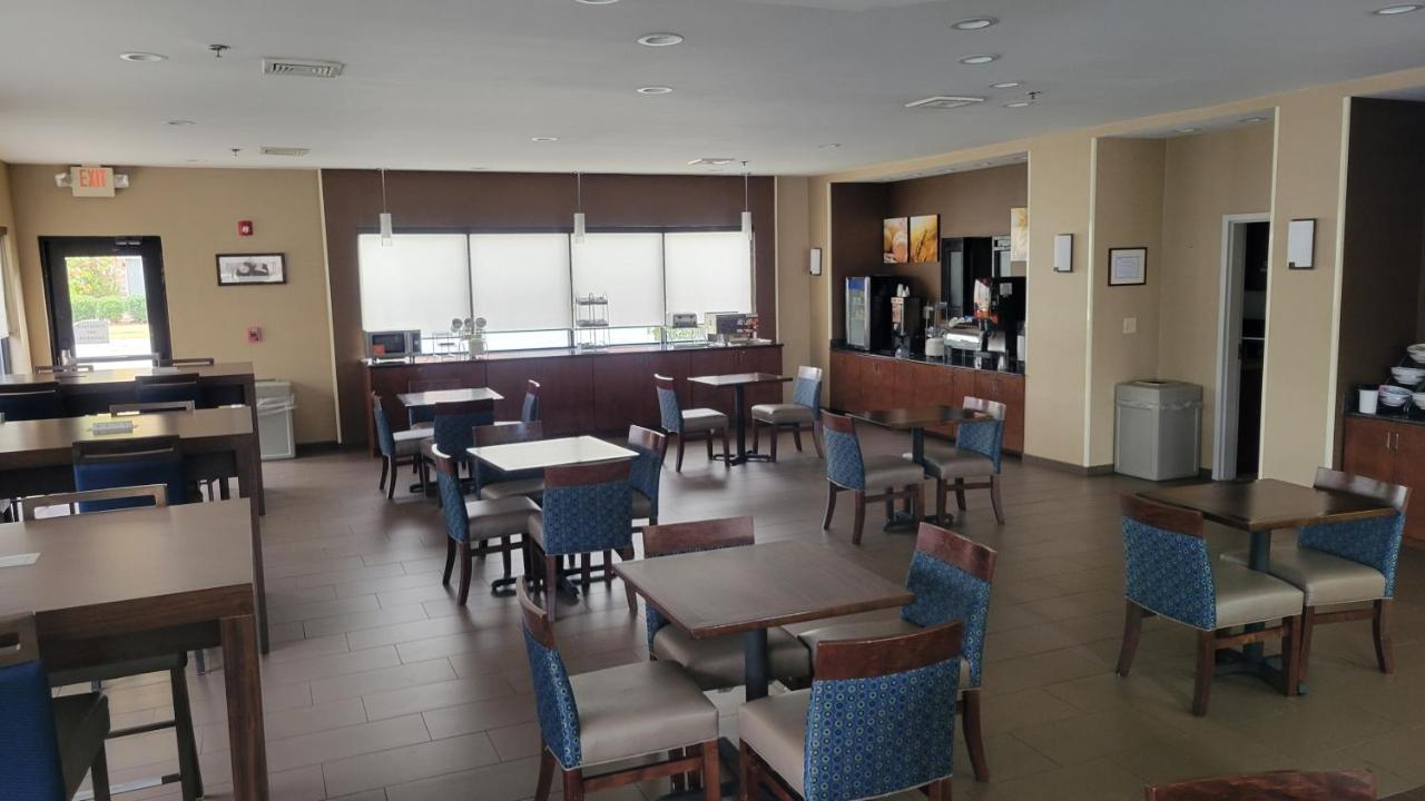 คอมฟอร์ต สวีท Hotel เมคอน ภายนอก รูปภาพ