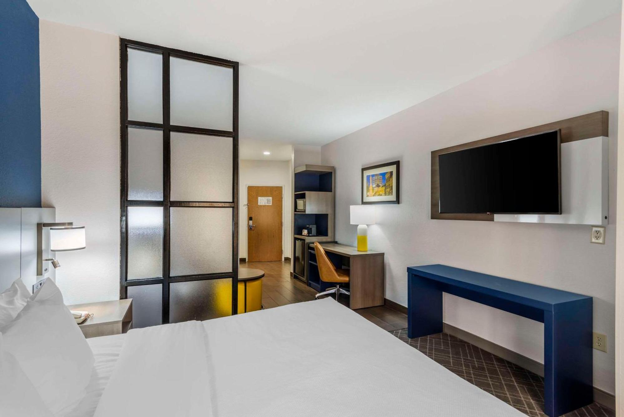 คอมฟอร์ต สวีท Hotel เมคอน ภายนอก รูปภาพ