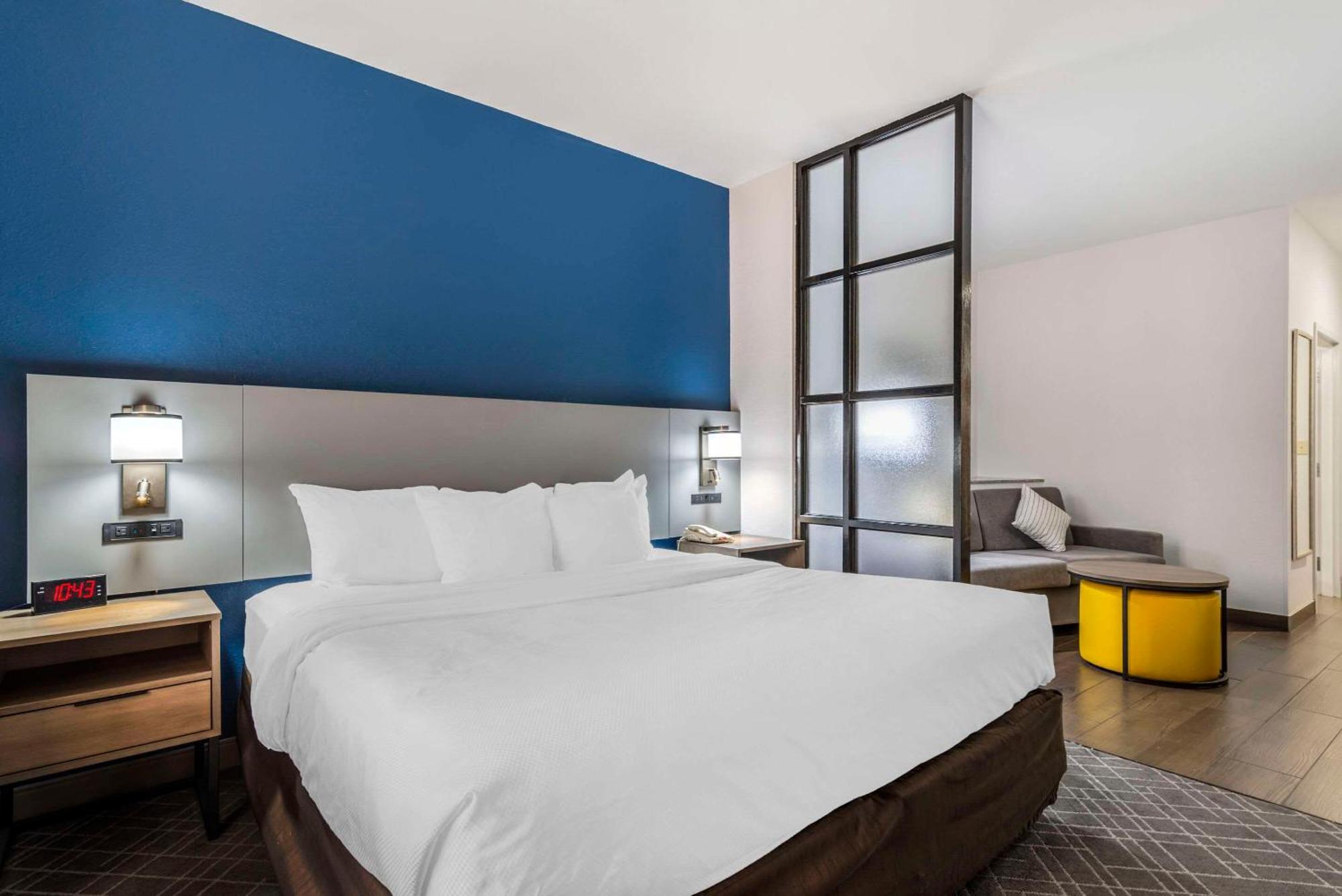 คอมฟอร์ต สวีท Hotel เมคอน ภายนอก รูปภาพ